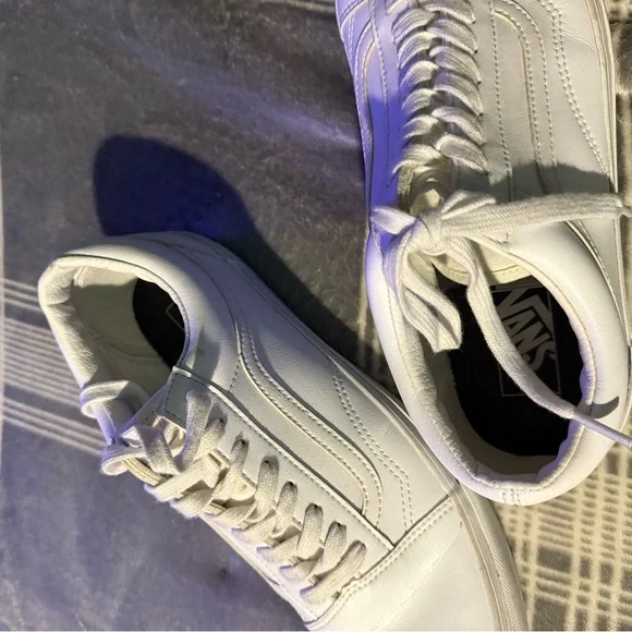 Vans old skool shoes - Picture 3 of 4